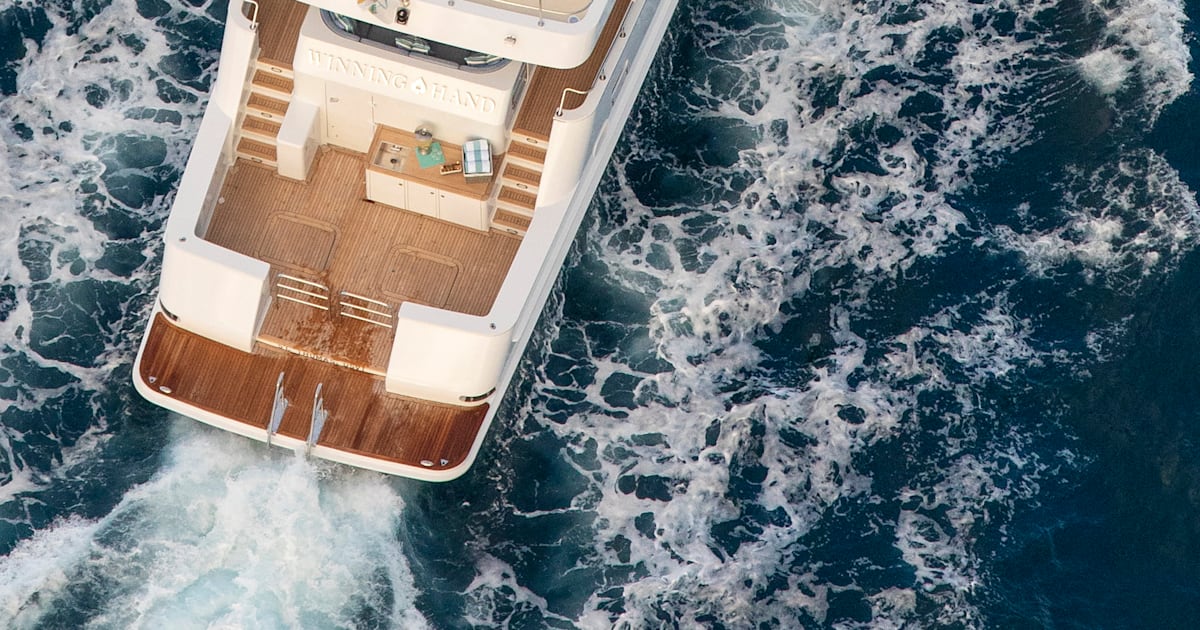 How to Charter a Yacht Ultimate Guide to a Luxury Yacht Vacation